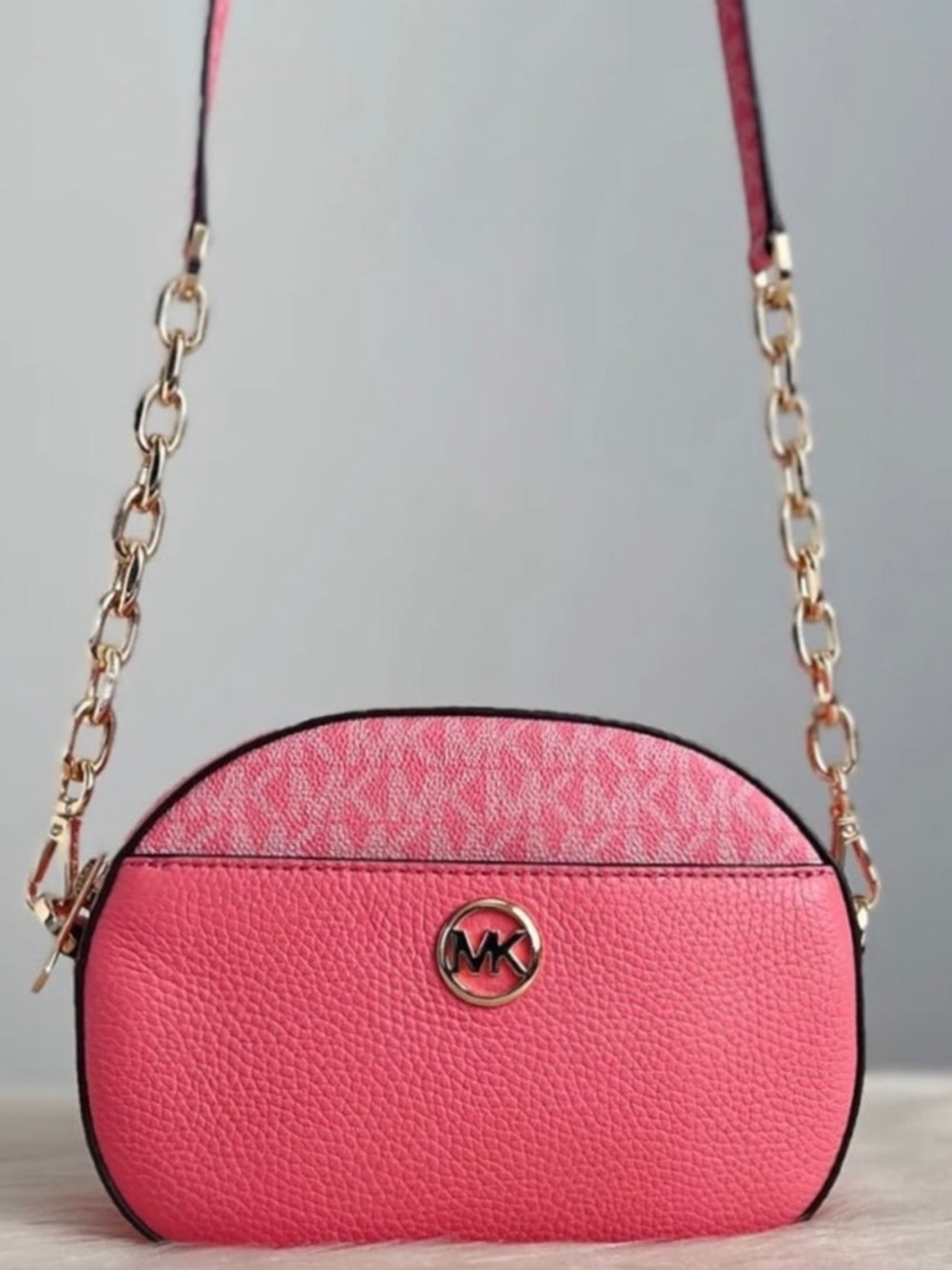 Michael Kors MK Jet Set Glam Tea Rose 
Leather Oval Crossbody Handbag MINT!